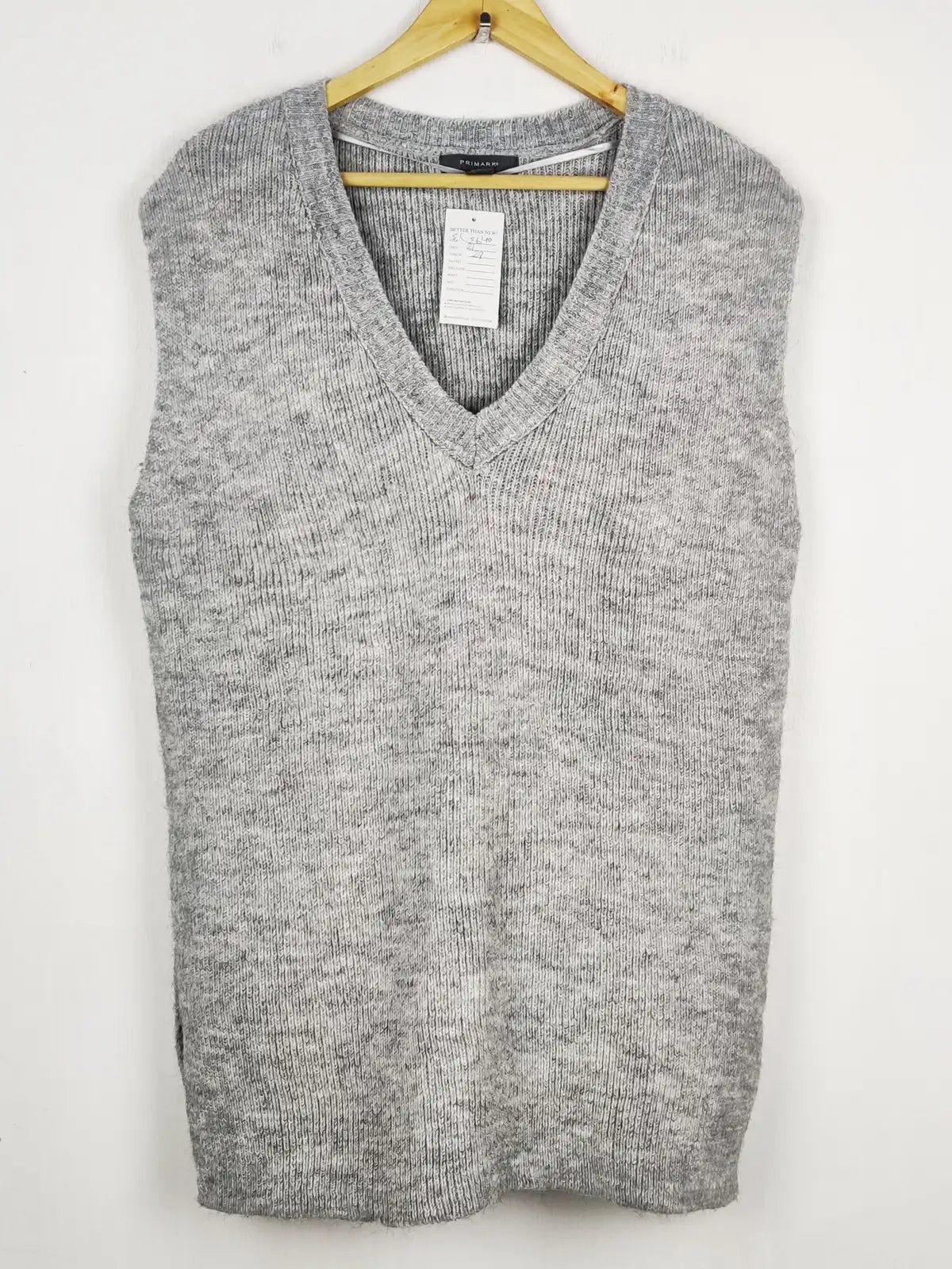 Buy online pre-used pre-loved 100% authentic & Original branded Primark (SL-5640) available in Pakistan. Top international brands avilable.