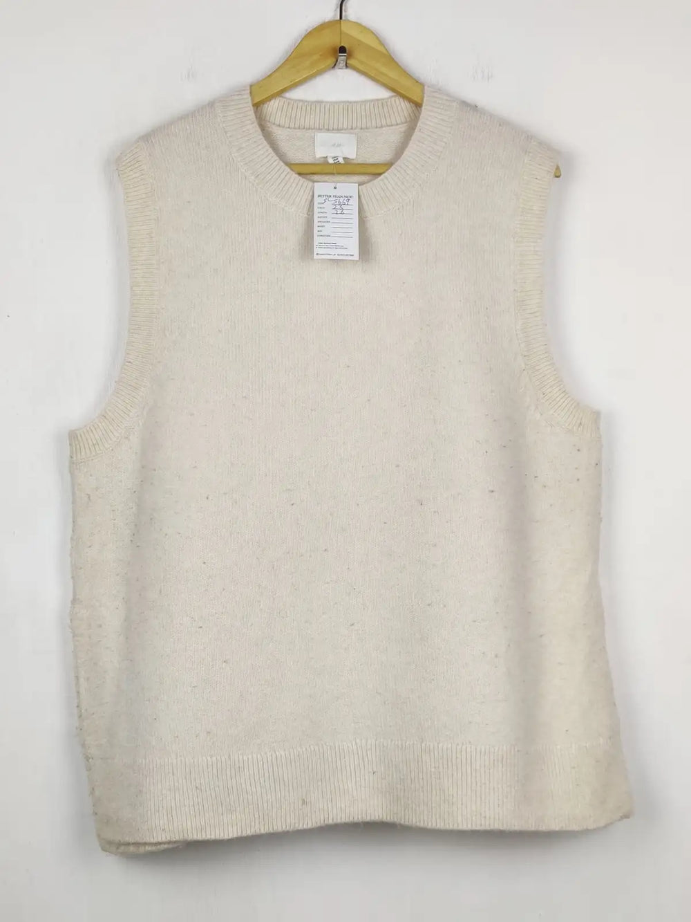 Buy online pre-used pre-loved 100% authentic & Original branded H&M (SL-5661) available in Pakistan. Top international brands avilable.