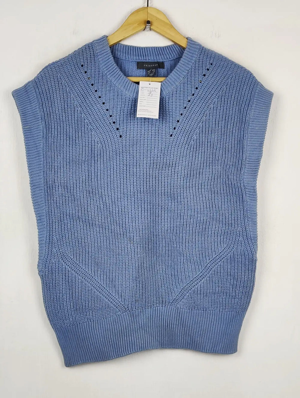 Buy online pre-used pre-loved 100% authentic & Original branded Primark (SL-5666) available in Pakistan. Top international brands avilable.