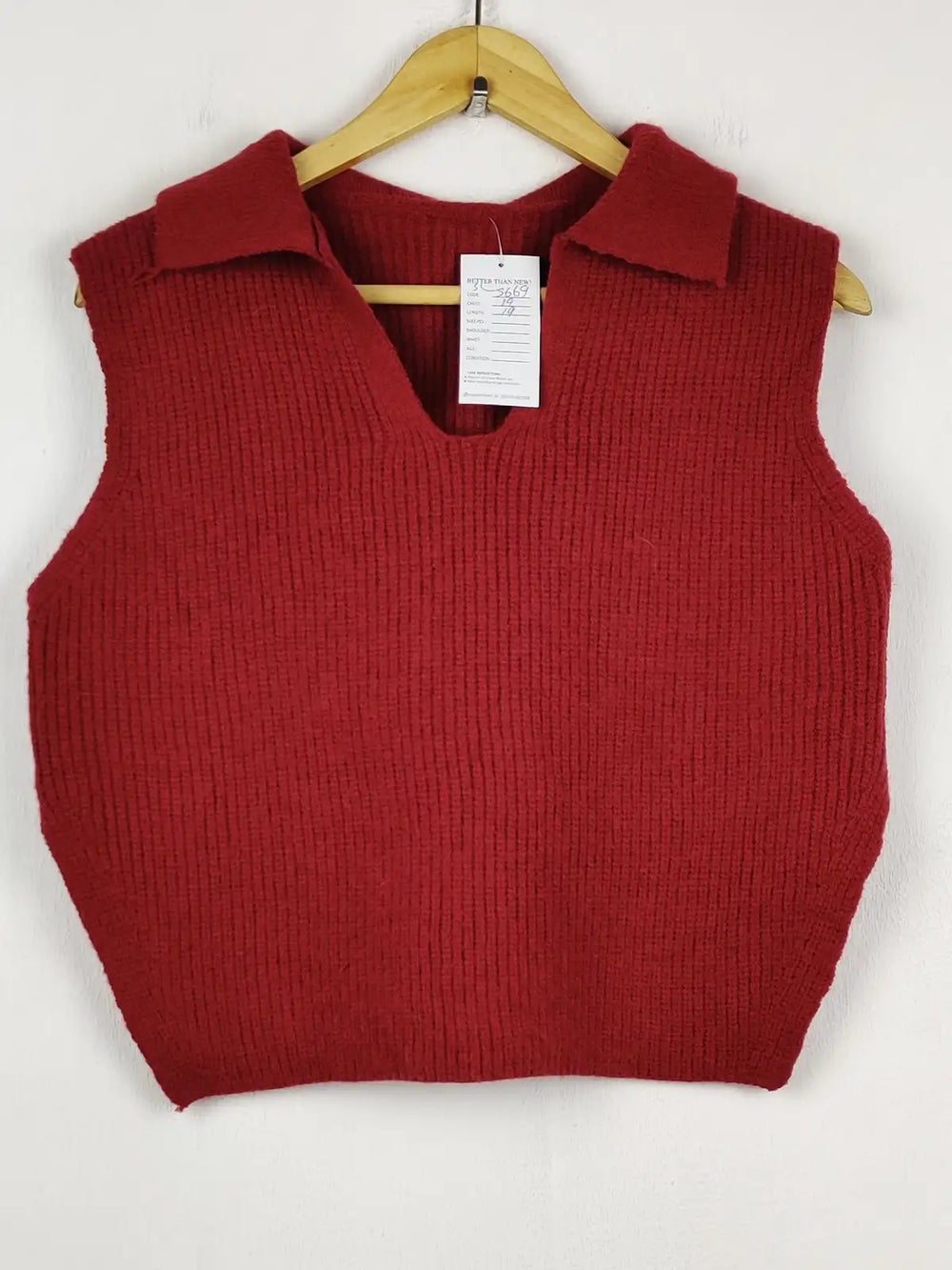 Buy online pre-used pre-loved 100% authentic & Original branded Unknown Brand (SL-5669) available in Pakistan. Top international brands avilable.