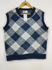 Buy online pre-used pre-loved 100% authentic & Original branded Primark (SL-5671) available in Pakistan. Top international brands avilable.