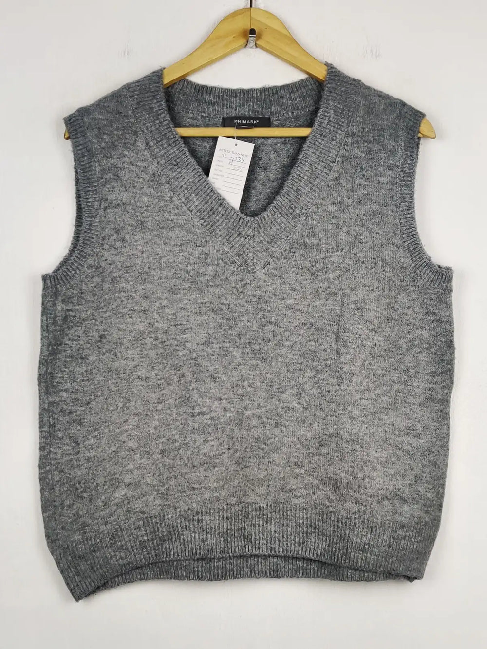 Buy online pre-used pre-loved 100% authentic & Original branded Primark (SL-5734) available in Pakistan. Top international brands avilable.