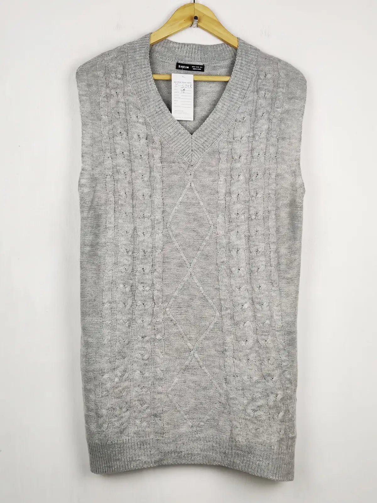 Buy online pre-used pre-loved 100% authentic & Original branded Shein (SL-5748) available in Pakistan. Top international brands avilable.