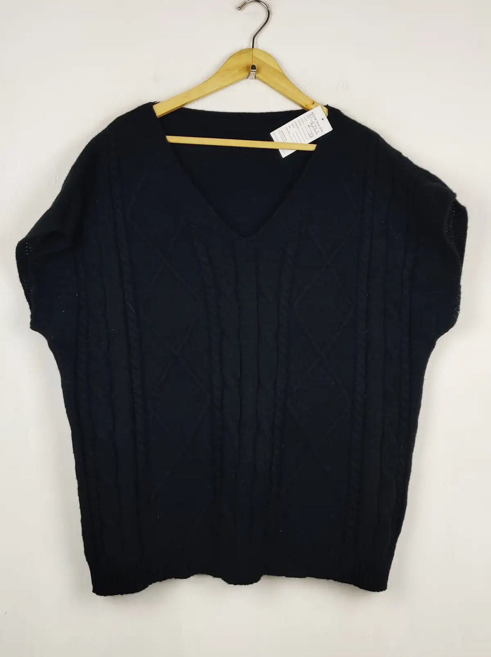 Buy online pre-used pre-loved 100% authentic & Original branded Shein (SL-5766) available in Pakistan. Top international brands avilable.