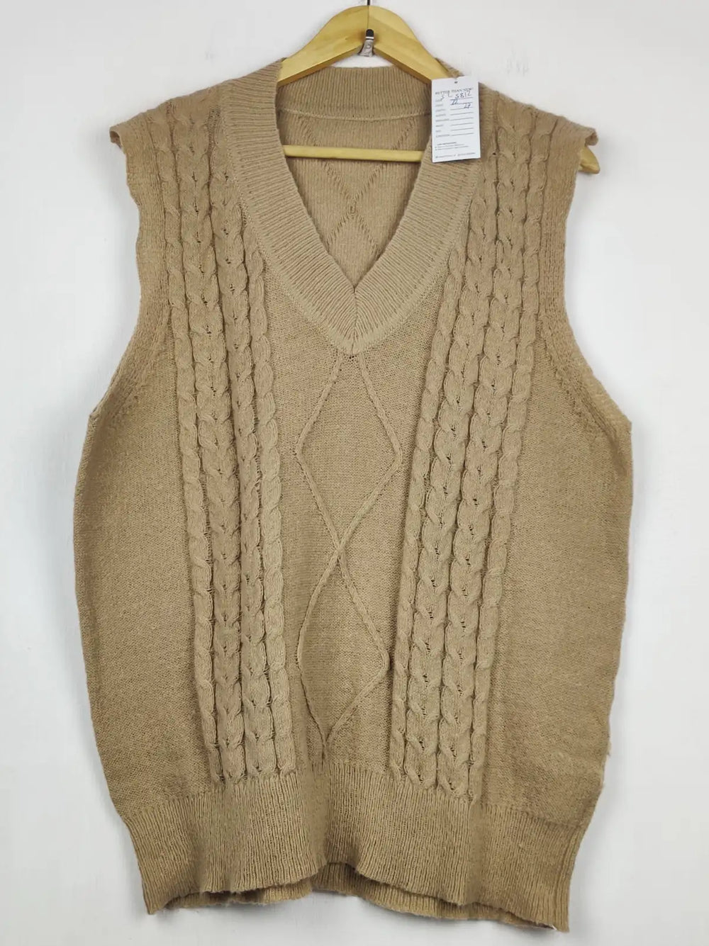 Buy online pre-used pre-loved 100% authentic & Original branded Dunnes Stores (SL-5812) available in Pakistan. Top international brands avilable.