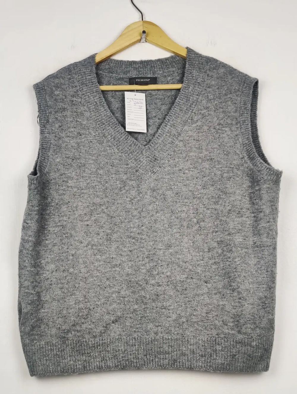 Buy online pre-used pre-loved 100% authentic & Original branded Primark (SL-5820) available in Pakistan. Top international brands avilable.
