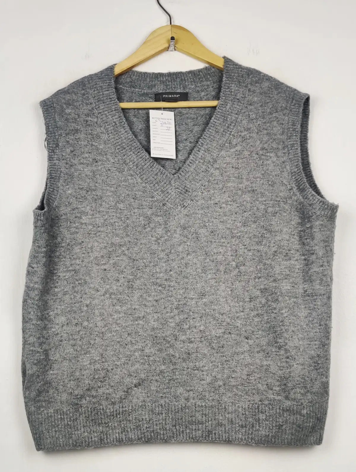 Buy online pre-used pre-loved 100% authentic & Original branded Primark (SL-5820) available in Pakistan. Top international brands avilable.