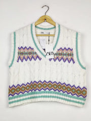 Buy online pre-used pre-loved 100% authentic & Original branded Zara (SL-5868) available in Pakistan. Top international brands avilable.