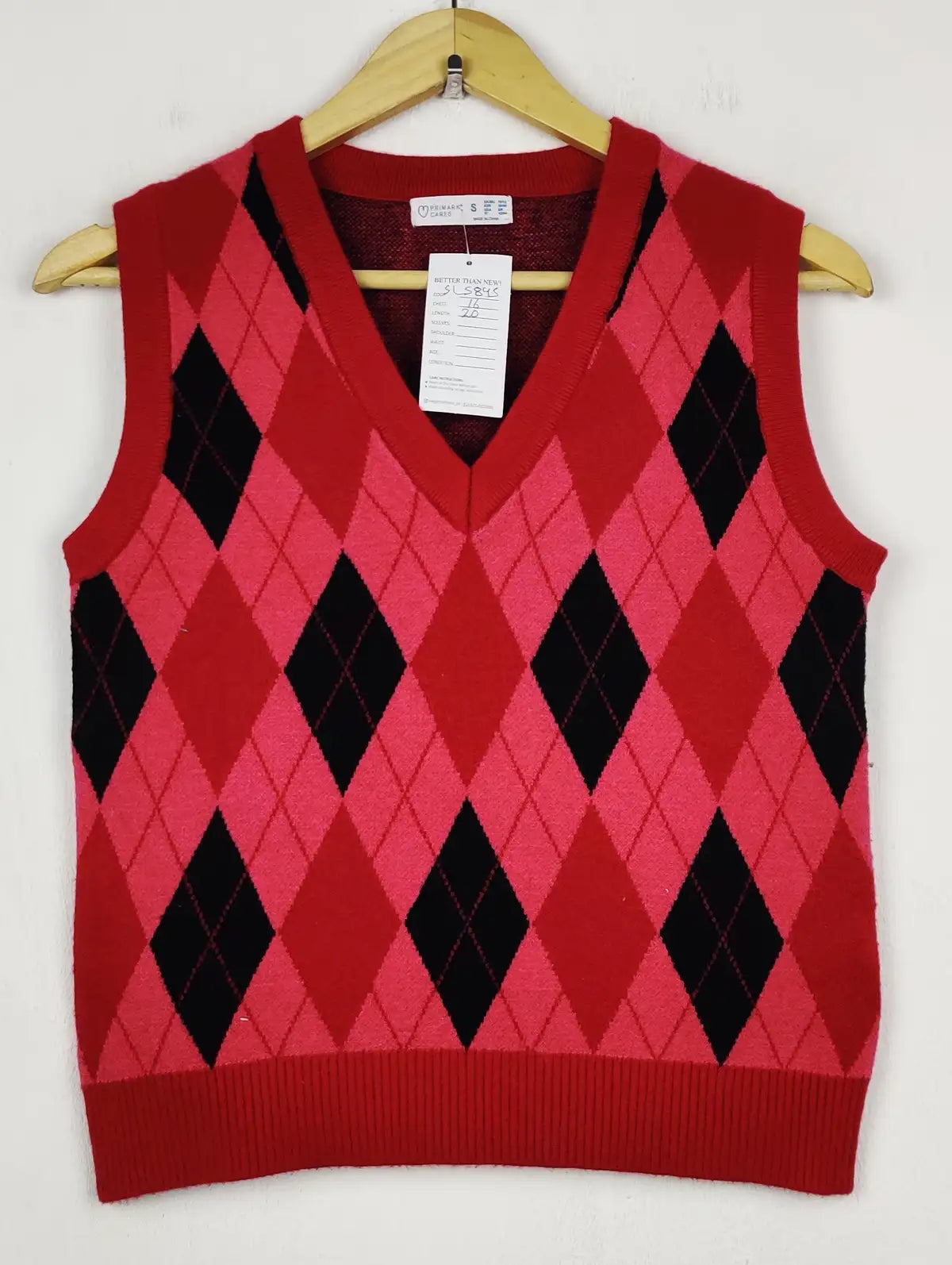 Buy online pre-used pre-loved 100% authentic & Original branded Primark (SL-5895) available in Pakistan. Top international brands avilable.