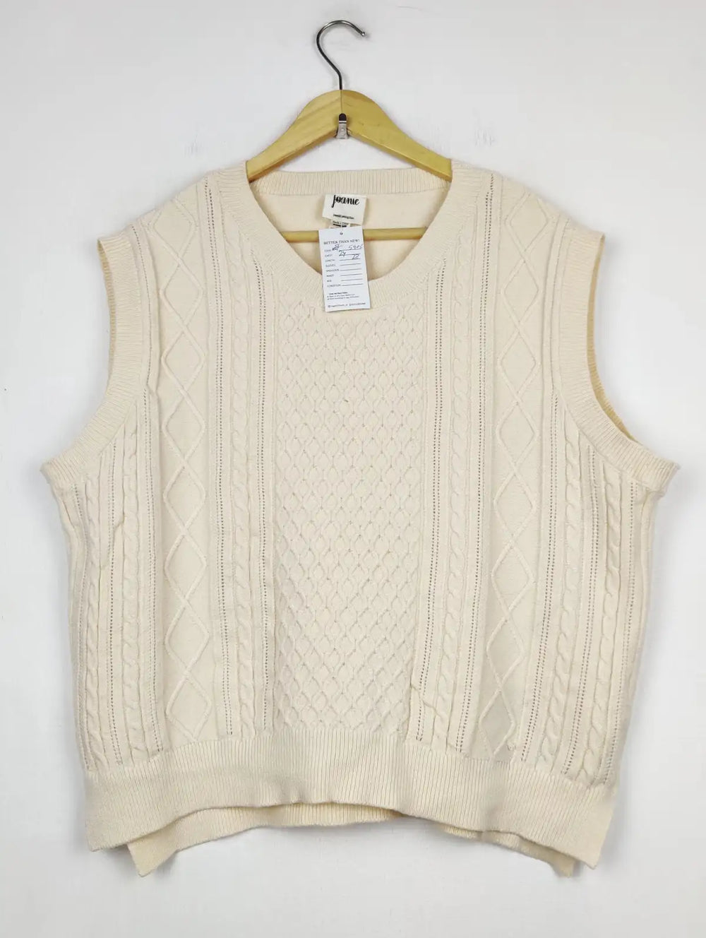 Buy online pre-used pre-loved 100% authentic & Original branded Joanie (SL-5906) available in Pakistan. Top international brands avilable.