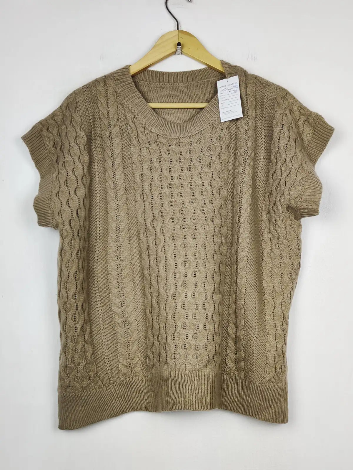 Buy online pre-used pre-loved 100% authentic & Original branded Unknown Brand (SL-5908) available in Pakistan. Top international brands avilable.