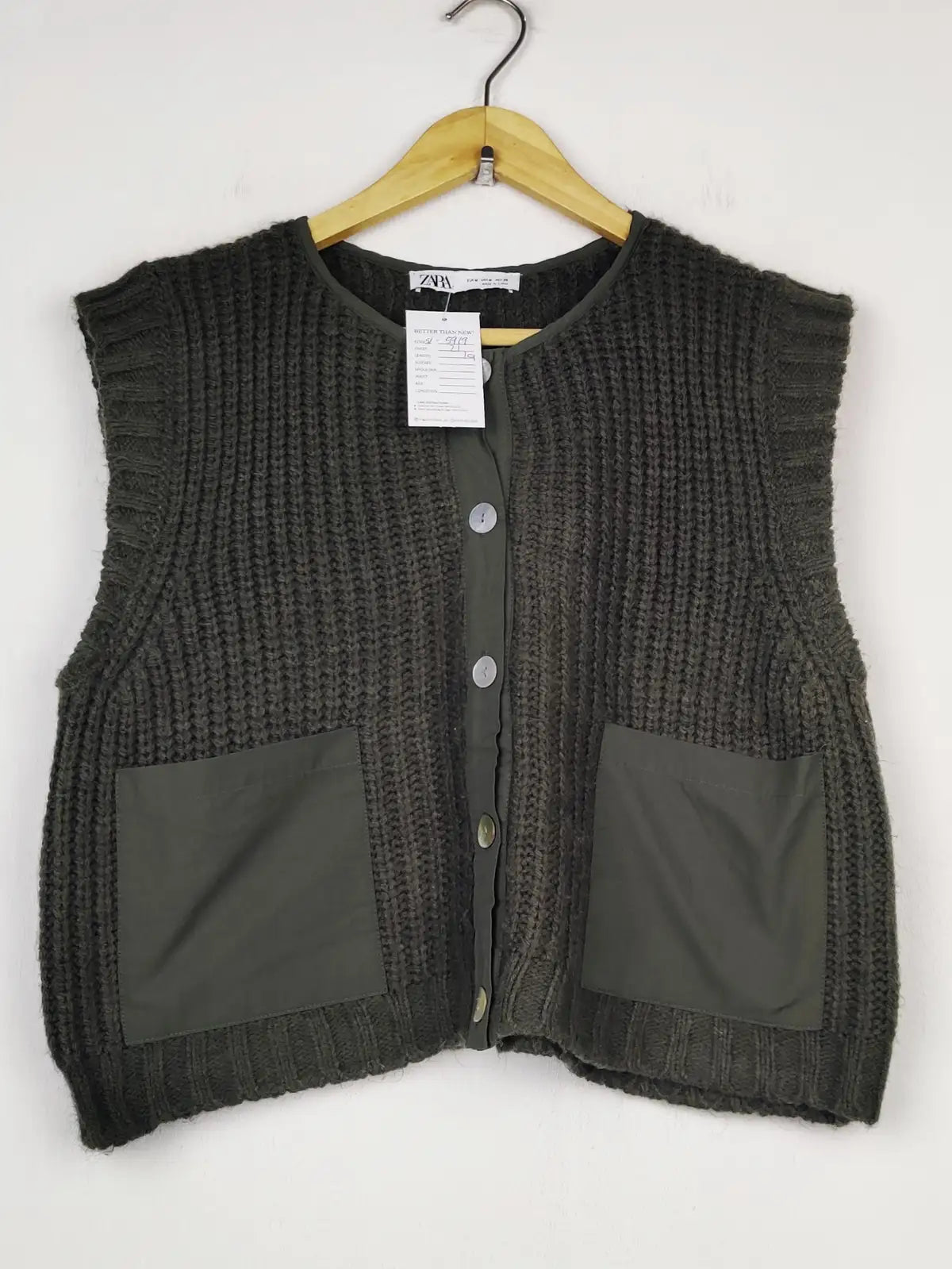 Buy online pre-used pre-loved 100% authentic & Original branded Zara (SL-5919) available in Pakistan. Top international brands avilable.