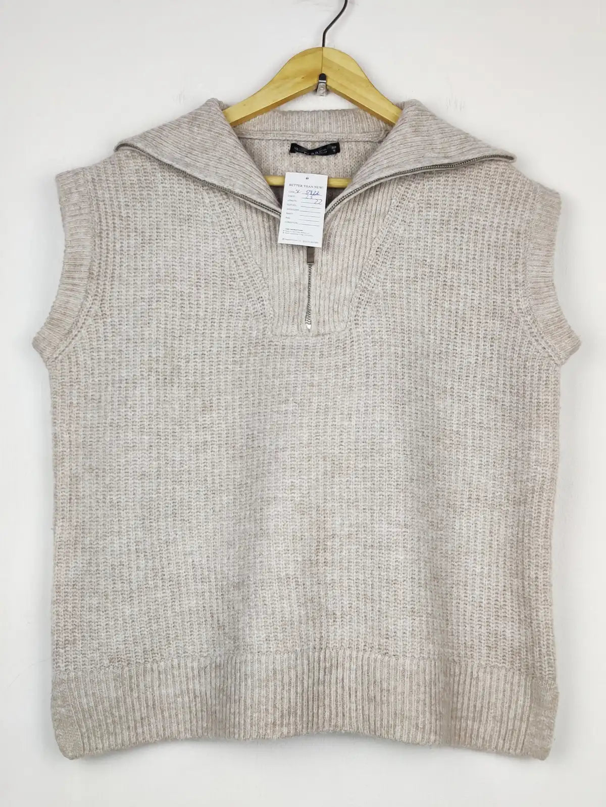 Buy online pre-used pre-loved 100% authentic & Original branded Dunnes Stores (SL-5922) available in Pakistan. Top international brands avilable.