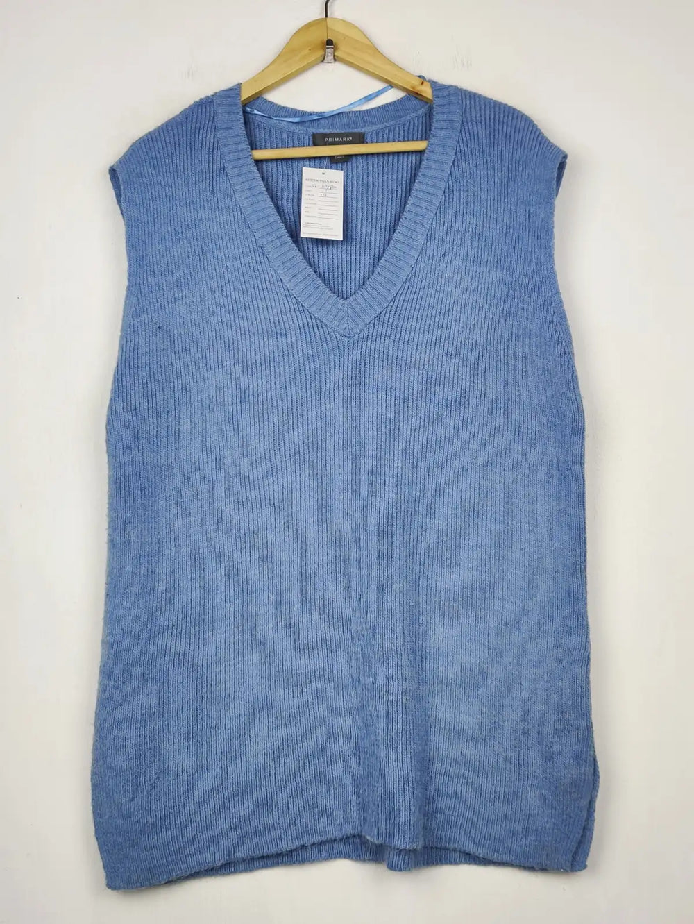 Buy online pre-used pre-loved 100% authentic & Original branded Primark (SL-5980) available in Pakistan. Top international brands avilable.