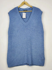Buy online pre-used pre-loved 100% authentic & Original branded Primark (SL-5980) available in Pakistan. Top international brands avilable.