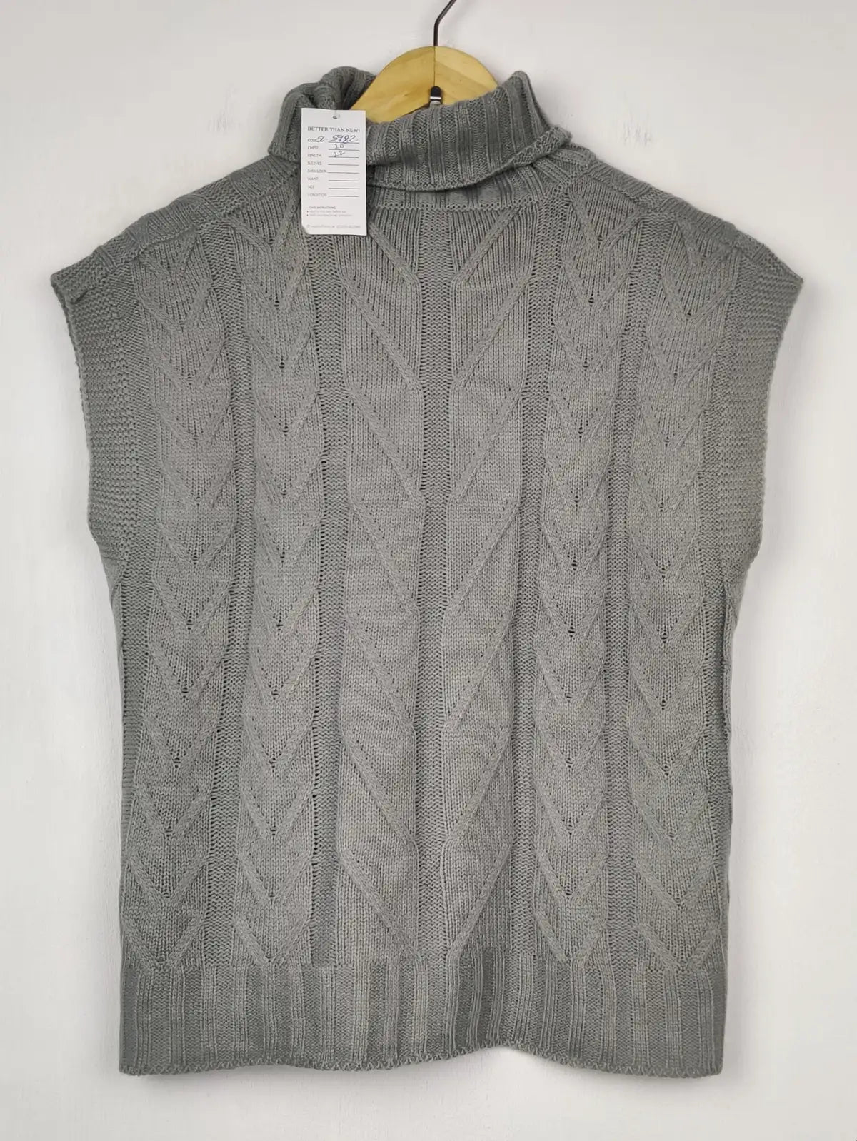 Buy online pre-used pre-loved 100% authentic & Original branded Shein (SL-5982) available in Pakistan. Top international brands avilable.