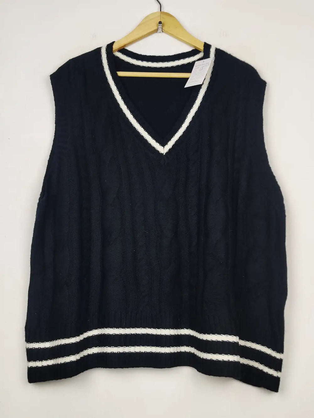 Buy online pre-used pre-loved 100% authentic & Original branded Shein (SL-6009) available in Pakistan. Top international brands avilable.