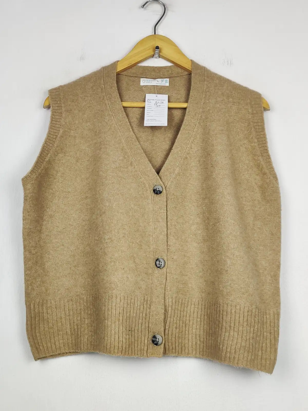 Buy online pre-used pre-loved 100% authentic & Original branded Primark (SL-6056) available in Pakistan. Top international brands avilable.