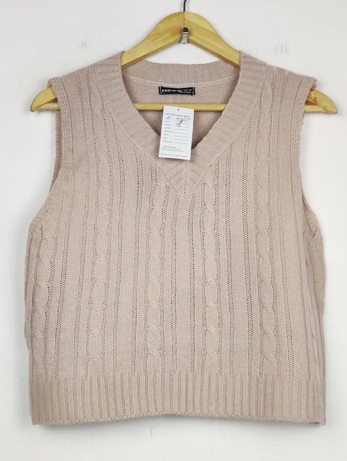 Buy online pre-used pre-loved 100% authentic & Original branded Shein (SL-6059) available in Pakistan. Top international brands avilable.