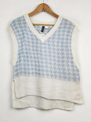 Buy online pre-used pre-loved 100% authentic & Original branded H&M (SL-767) available in Pakistan. Top international brands avilable.