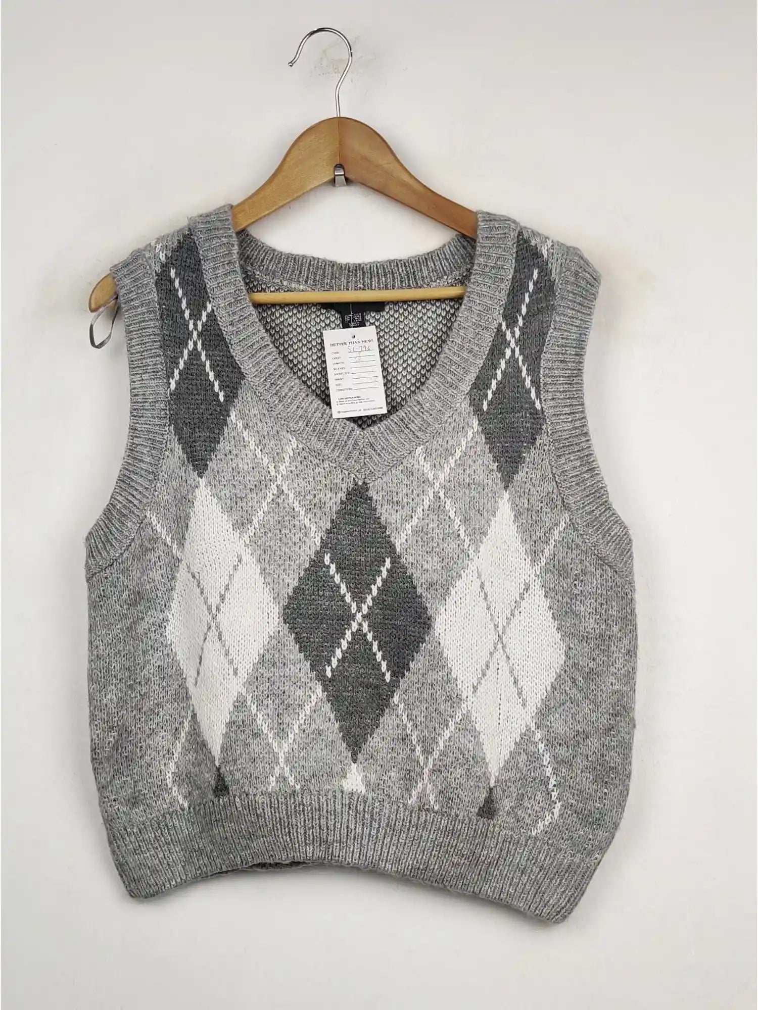 Buy online pre-used pre-loved 100% authentic & Original branded Primark (SL-796) available in Pakistan. Top international brands avilable.