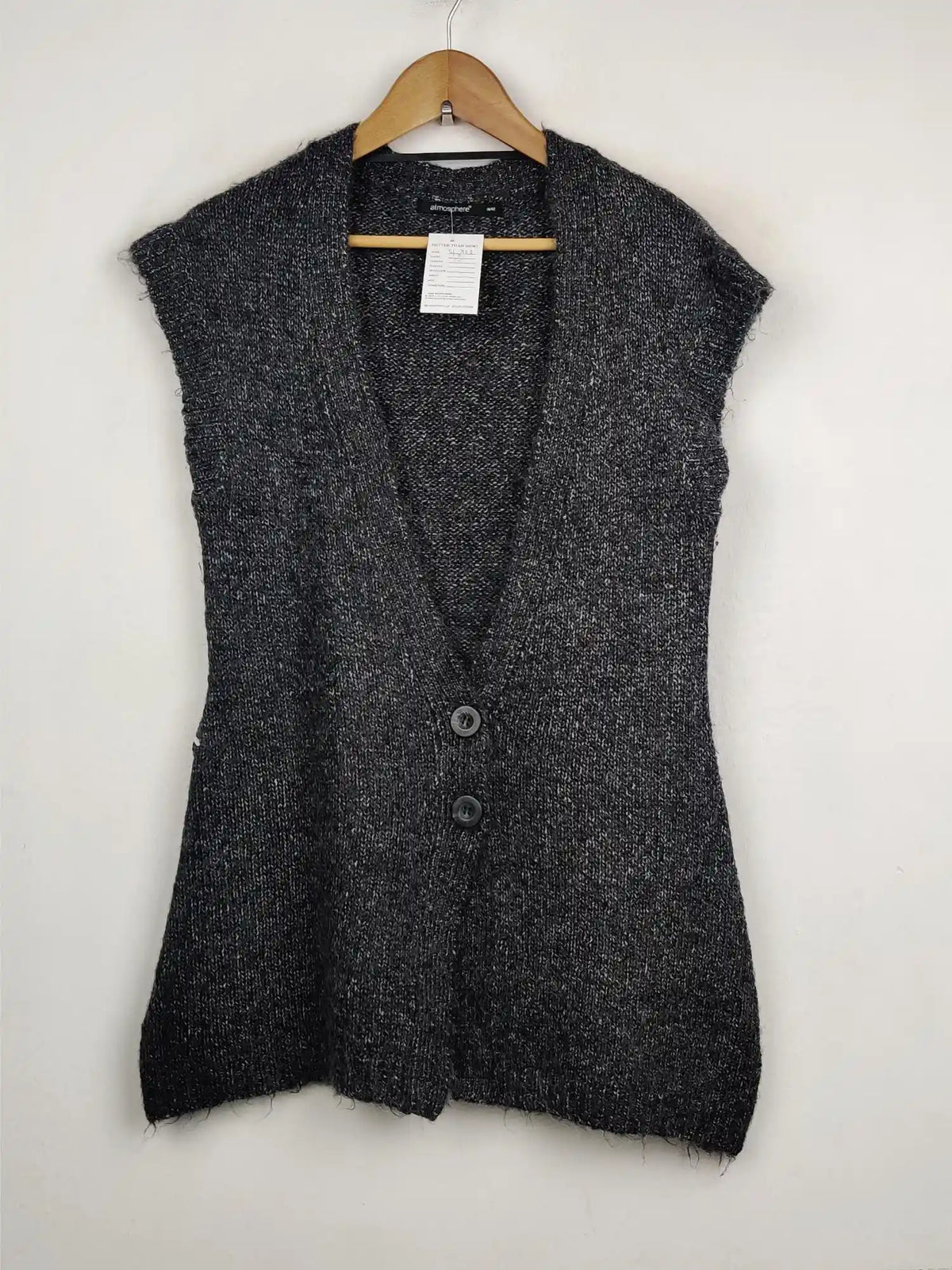 Buy online pre-used pre-loved 100% authentic & Original branded Atmosphere (SL-863) available in Pakistan. Top international brands avilable.