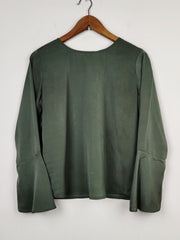 Buy online pre-used pre-loved 100% authentic & Original branded Only (SWT-1108) available in Pakistan. Top international brands avilable.