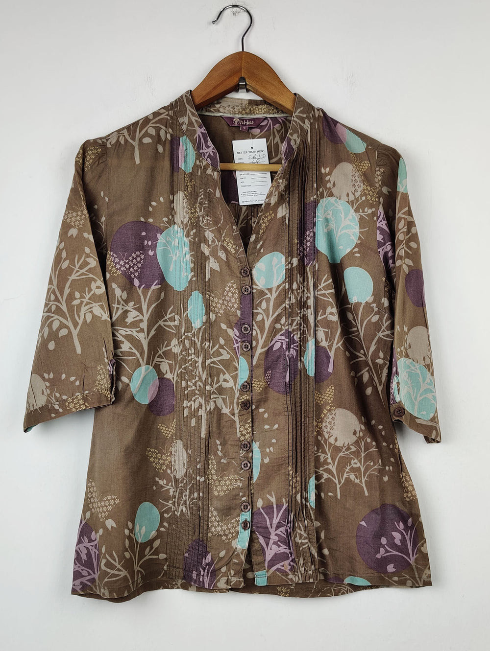 Buy online pre-used pre-loved 100% authentic & Original branded Fat Face (SWT-1151) available in Pakistan. Top international brands avilable.