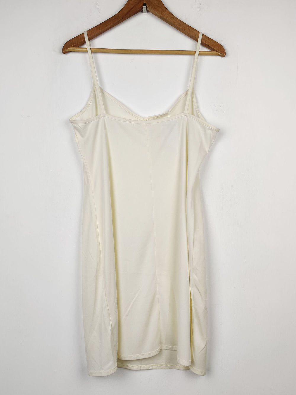 Buy online pre-used pre-loved 100% authentic & Original branded Primark (SWT-1296) available in Pakistan. Top international brands avilable.