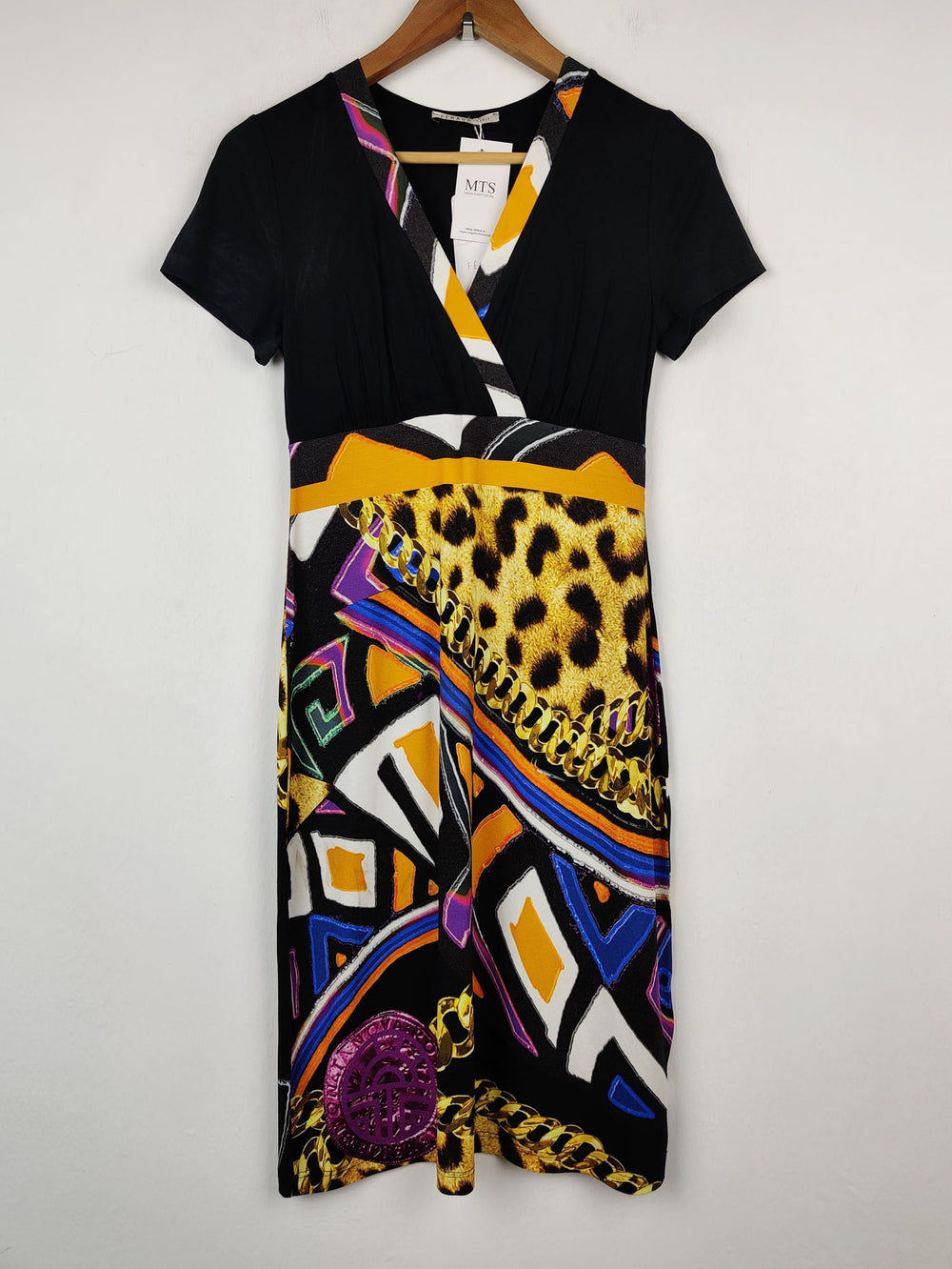 Buy online pre-used pre-loved 100% authentic & Original branded Feraud (SWT-1319) available in Pakistan. Top international brands avilable.