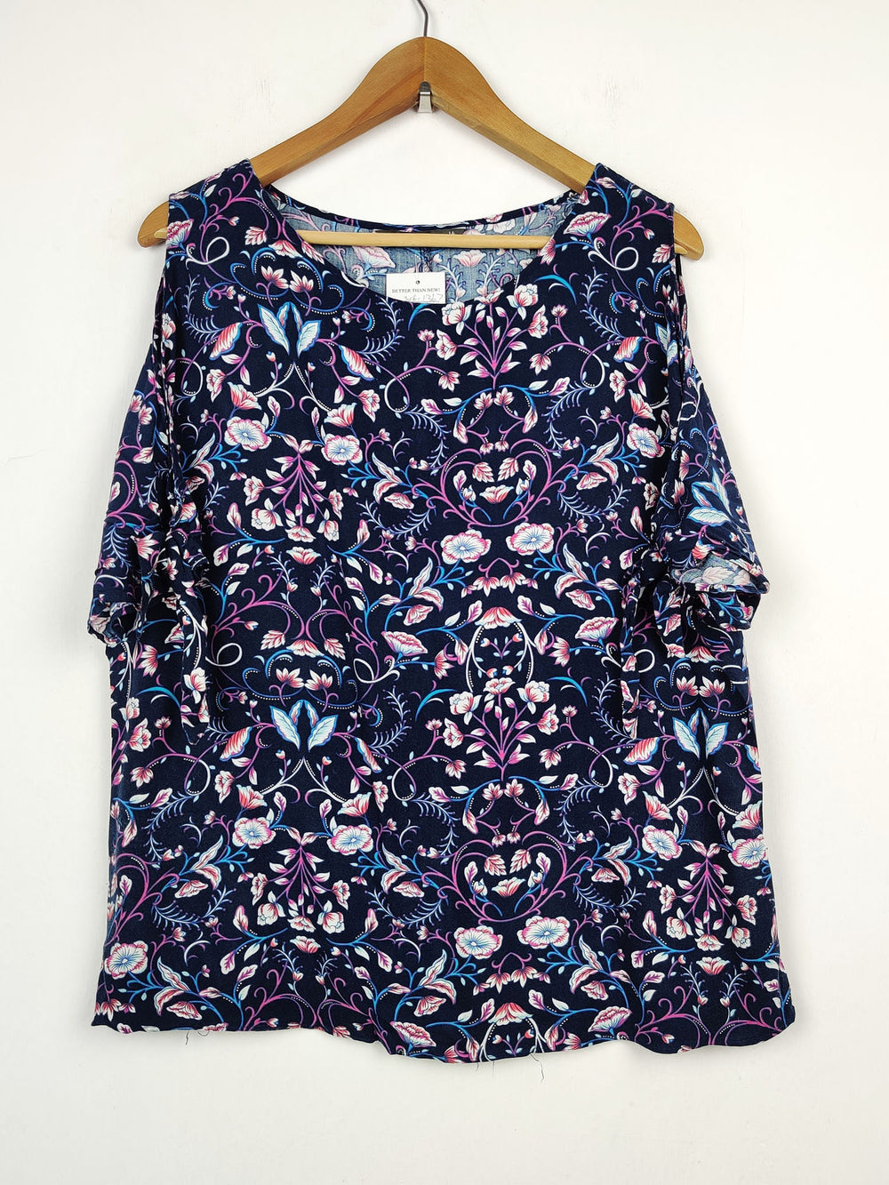 Buy online pre-used pre-loved 100% authentic & Original branded Bonmarche (SWT-1367) available in Pakistan. Top international brands avilable.