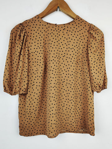 Buy online pre-used pre-loved 100% authentic & Original branded Shein (SWT-1436) available in Pakistan. Top international brands avilable.