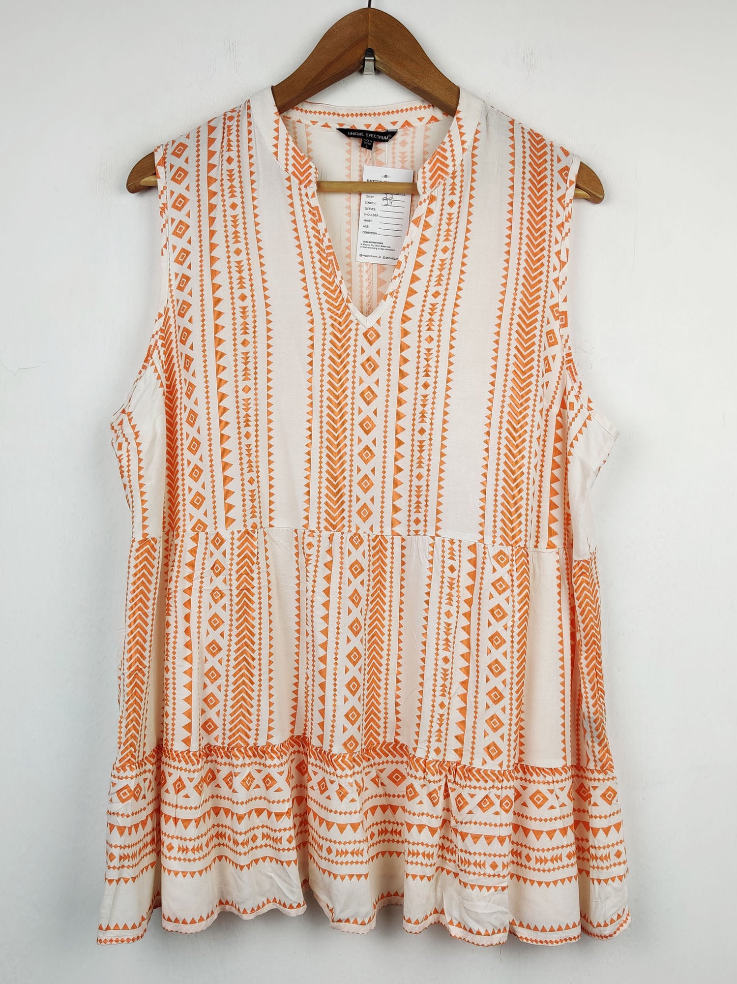 Buy online pre-used pre-loved 100% authentic & Original branded Unique Spectrum (SWT-1515) available in Pakistan. Top international brands avilable.
