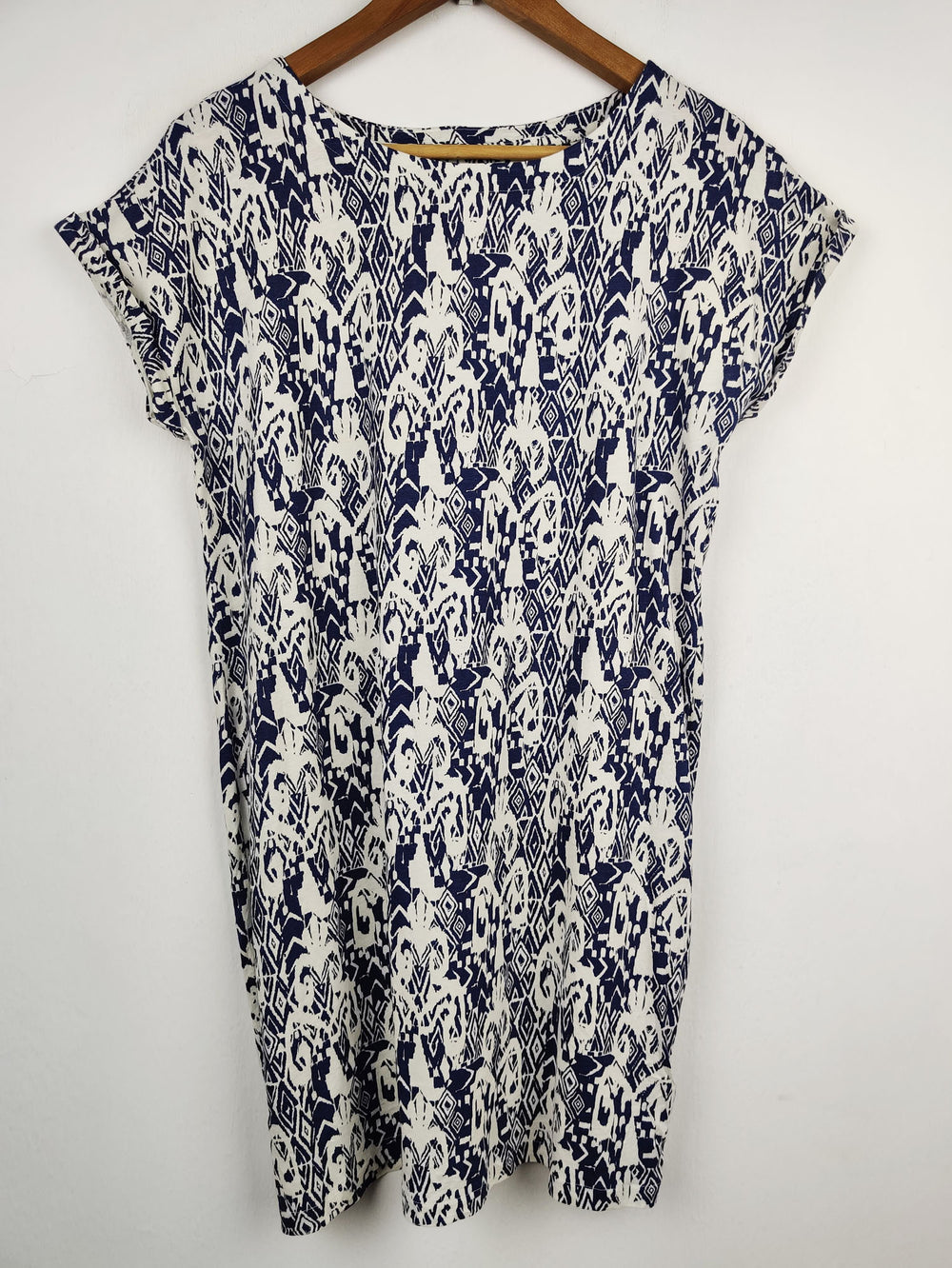 Buy online pre-used pre-loved 100% authentic & Original branded Next (SWT-1570) available in Pakistan. Top international brands avilable.