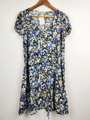 Buy online pre-used pre-loved 100% authentic & Original branded Dorothy Perkins (SWT-1606) available in Pakistan. Top international brands avilable.