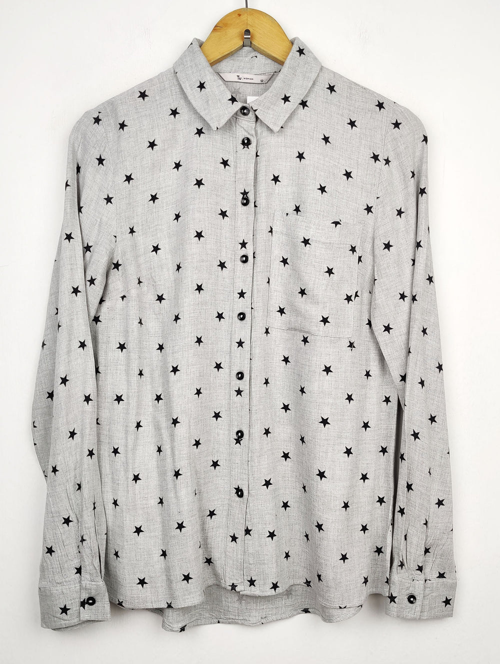 Buy online pre-used pre-loved 100% authentic & Original branded Tu (SWT-1628) available in Pakistan. Top international brands avilable.