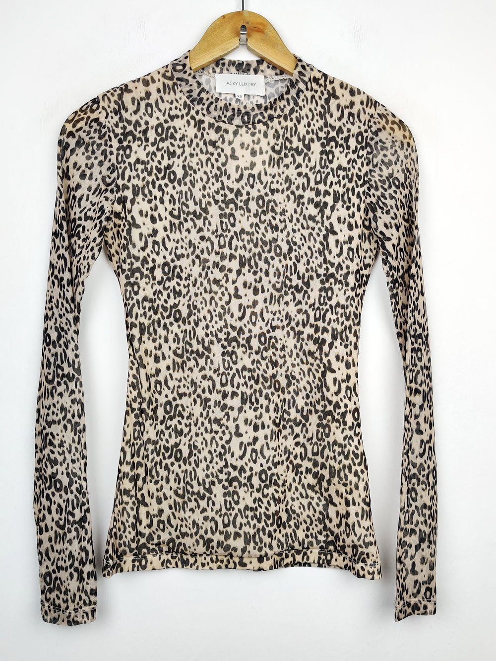 Buy online pre-used pre-loved 100% authentic & Original branded Jacky Luxury (SWT-1667) available in Pakistan. Top international brands avilable.