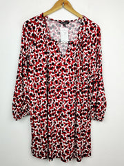 Buy online pre-used pre-loved 100% authentic & Original branded Bonmarche (SWT-1701) available in Pakistan. Top international brands avilable.