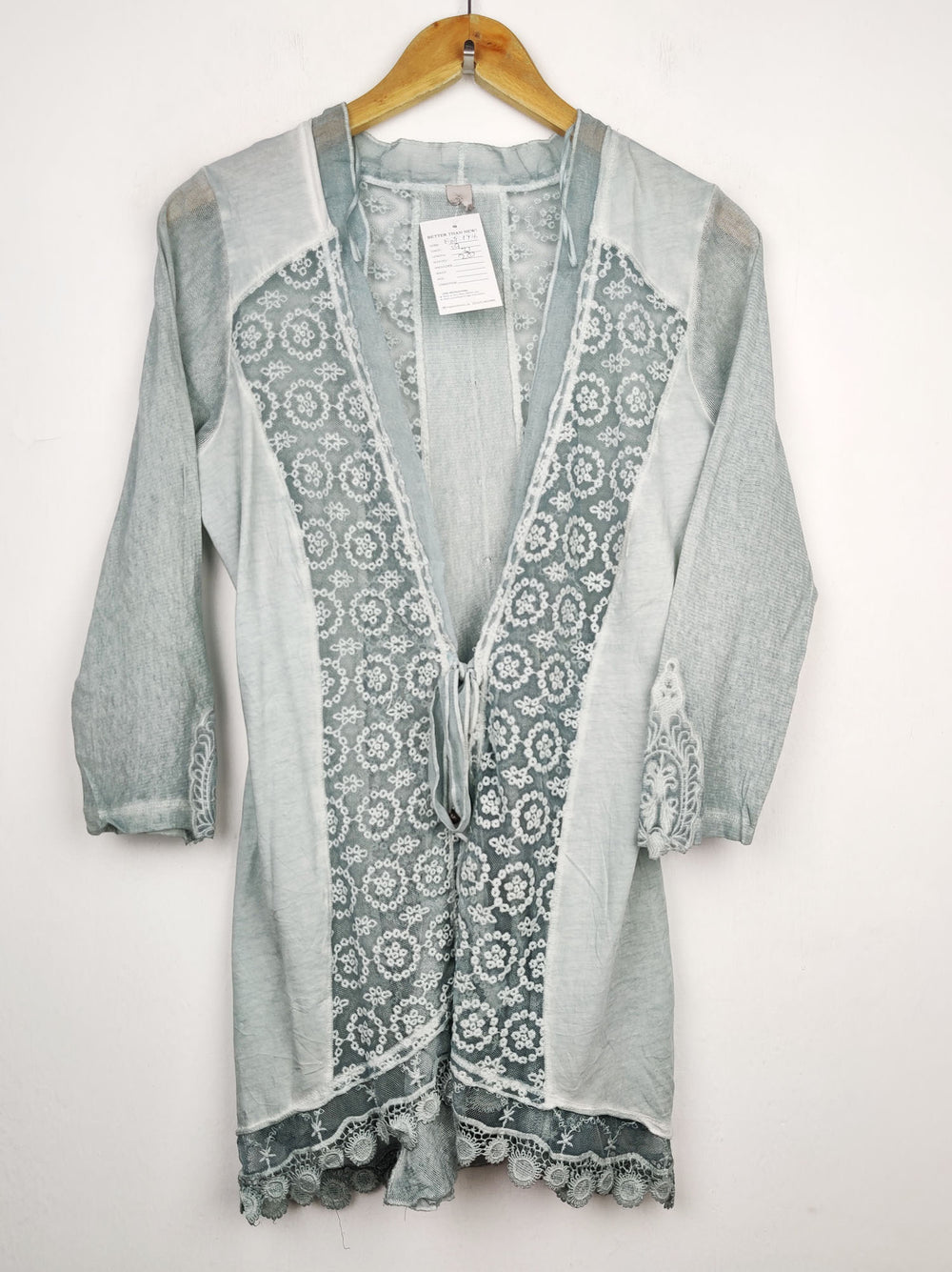 Buy online pre-used pre-loved 100% authentic & Original branded Unknown Brand (SWT-1716) available in Pakistan. Top international brands avilable.