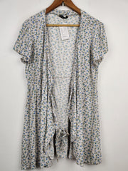 Buy online pre-used pre-loved 100% authentic & Original branded Stradivarius (SWT-1748) available in Pakistan. Top international brands avilable.