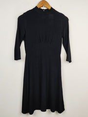 Buy online pre-used pre-loved 100% authentic & Original branded New Look (SWT-1753) available in Pakistan. Top international brands avilable.