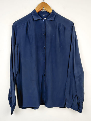 Buy online pre-used pre-loved 100% authentic & Original branded Unknown Brand (SWT-1795) available in Pakistan. Top international brands avilable.