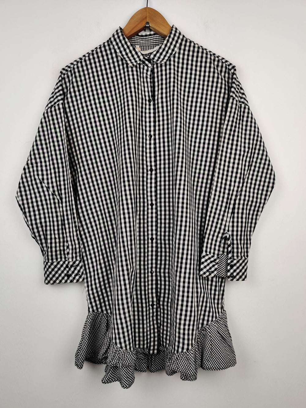 Buy online pre-used pre-loved 100% authentic & Original branded Trafaluc Collection (SWT-1807) available in Pakistan. Top international brands avilable.