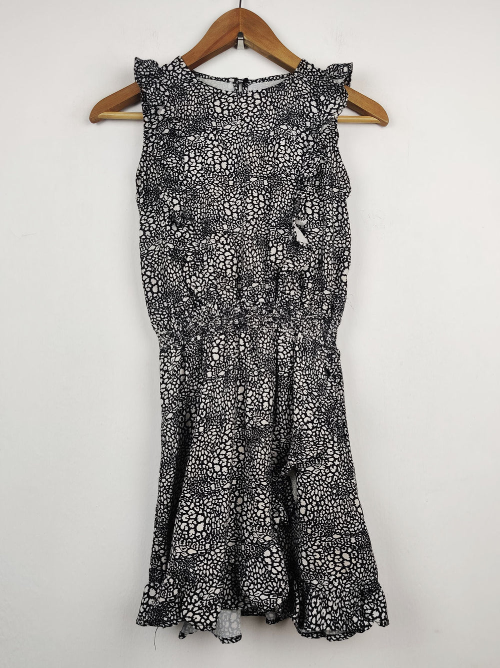 Buy online pre-used pre-loved 100% authentic & Original branded Cars Jeans (SWT-1865) available in Pakistan. Top international brands avilable.