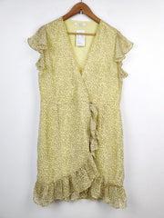 Buy online pre-used pre-loved 100% authentic & Original branded Freebird (SWT-1915) available in Pakistan. Top international brands avilable.