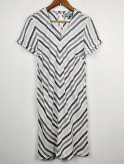 Buy online pre-used pre-loved 100% authentic & Original branded Next (SWT-2142) available in Pakistan. Top international brands avilable.