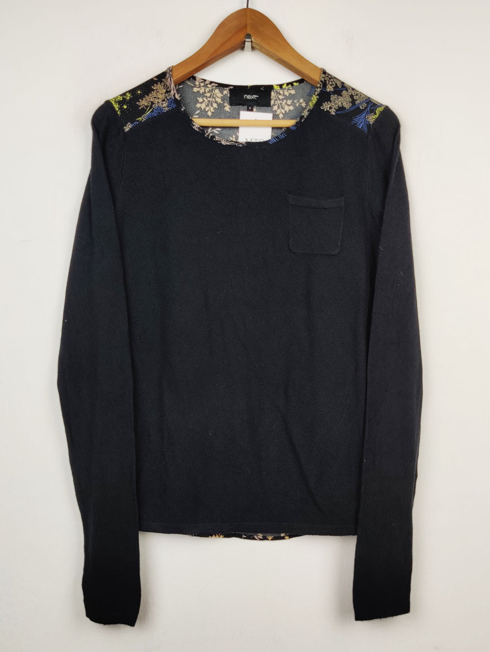 Buy online pre-used pre-loved 100% authentic & Original branded Next (SWT-2292) available in Pakistan. Top international brands avilable.