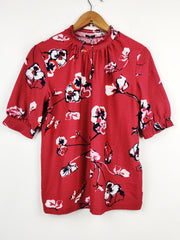 Buy online pre-used pre-loved 100% authentic & Original branded Pieces (SWT-2364) available in Pakistan. Top international brands avilable.