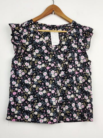 Buy online pre-used pre-loved 100% authentic & Original branded Shein (SWT-2475) available in Pakistan. Top international brands avilable.