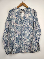 Buy online pre-used pre-loved 100% authentic & Original branded Twist (SWT-2554) available in Pakistan. Top international brands avilable.